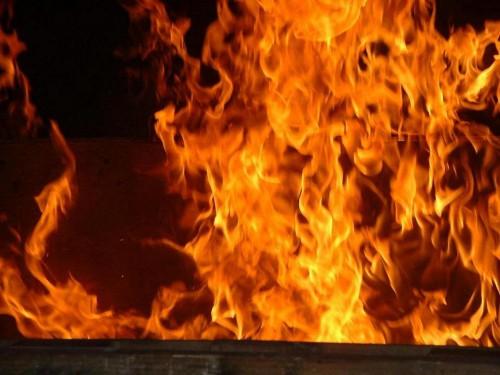 Cameroun : un incendie dans un magasin de Necotrans fait perdre une cargaison de 2,3 milliards de FCfa à la Sodecoton