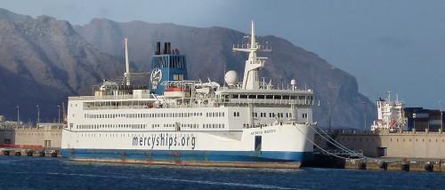 Mercy Ships, le bateau-hôpital international a accosté au Cameroun pour un séjour de dix mois