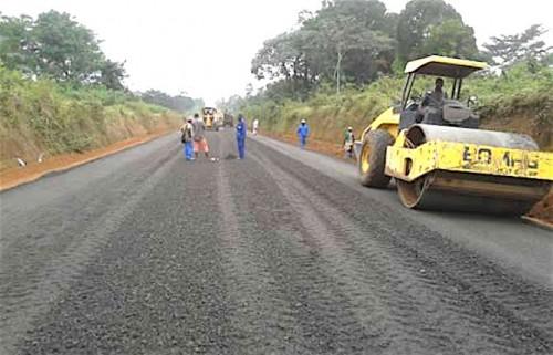 Le Cameroun vise un linéaire de 1615 Km de nouvelles routes bitumées à fin 2018