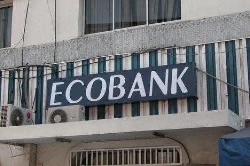 Ecobank Cameroun s’offre le réseau de stations-service OiLibya pour distribuer ses services financiers numériques