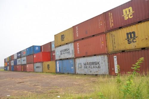 Un millier de conteneurs mis en vente aux enchères, pour décongestionner le port de Douala