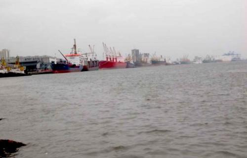 Cameroun : Le chinois CHEC décroche un contrat de 15,9 milliards de FCfa pour draguer le chenal du port de Douala