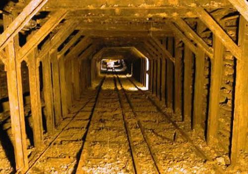 Le ministère des Mines va consacrer 53% de son budget en 2017 pour améliorer l’information minière et géologique
