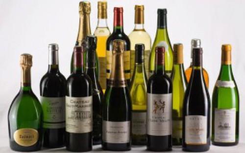 La Douane camerounaise annonce la traque des vins et spiritueux illicites en circulation