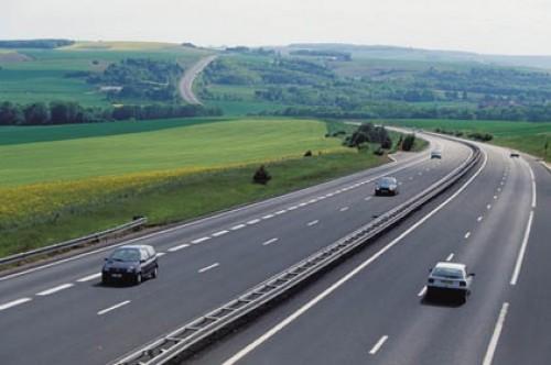 L’Etat camerounais a bitumé ou réhabilité 622 Km de route au total en 2014