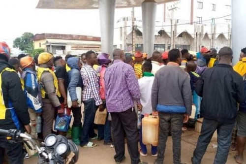 Carburants : distribution encore perturbée à Yaoundé, après l’expiration du délai de retour à la normale du gouvernement