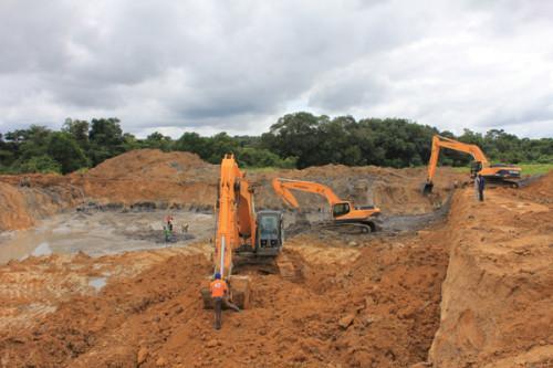 Sous pression, les exploitants miniers, en activité au Cameroun, entreprennent les travaux de restauration du sol