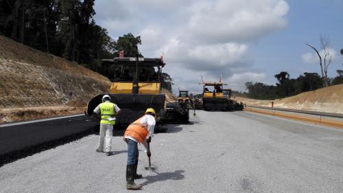 Interrompus pour des impayés de plus de 75 milliards de FCFA, les travaux de l’autoroute Kribi-Lolable sont relancés