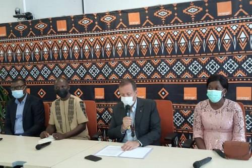 Journée de la liberté de la presse : Orange Cameroun permet à des journalistes d’avoir une assurance maladie