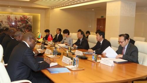 Eximbank China devient le premier créancier du Cameroun