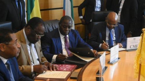 La Commission des marchés financiers du Cameroun officiellement absorbée par la Cosumaf  
