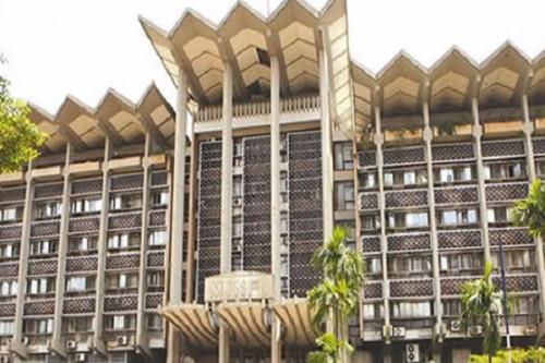 Compte unique du Trésor : l’État du Cameroun prévoit de retirer plus de 165 milliards de FCFA des banques en 2023