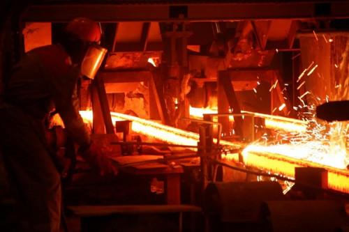 Électricité : comment l’incendie du poste de Logbaba menace d’embraser le secteur de la métallurgie au Cameroun