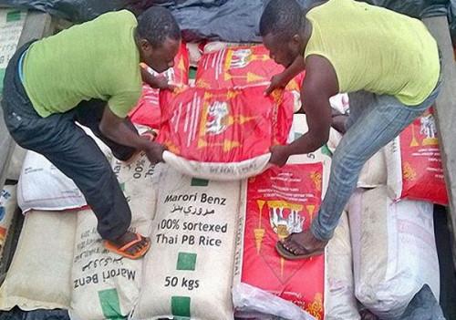 Chaque année, en moyenne 316 000 tonnes de riz sont réexportées illégalement vers les pays frontaliers du Cameroun
