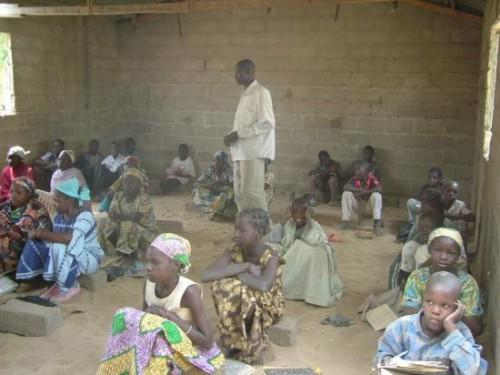 Le Cameroun lance un plan d’urgence de 5,3 milliards FCfa pour les écoles de l’Extrême-Nord