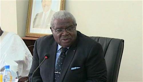 Paul Biya limoge Jean Louis Beh Mengue, le patron de l’Agence de régulation des télécoms au Cameroun
