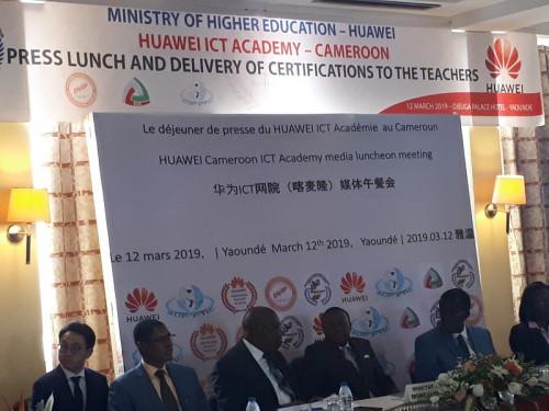 Huawei ICT Academy livre au Cameroun sa première cuvée de dix enseignants certifiés