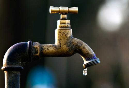 Cameroun : la société marocaine ONEP devrait perdre le contrat de distribution de l’eau potable en 2017