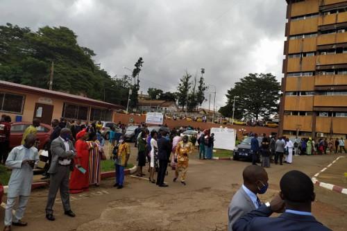 Fonction publique : le Cameroun espère maitriser sa masse salariale en 2025, après 10 ans de recrutements massifs