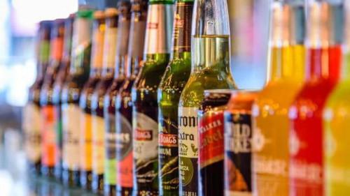 Le gouvernement camerounais diffère la hausse des prix des boissons alcoolisées, prenant à contrepied les spéculateurs