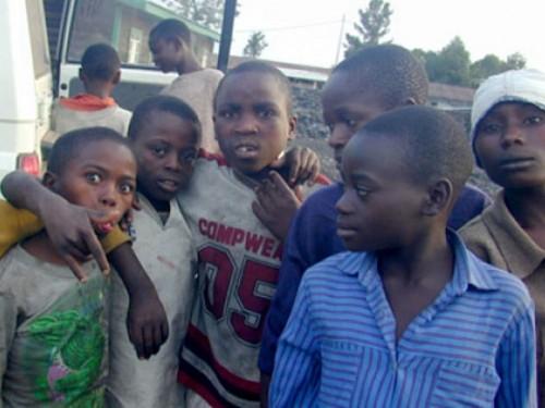 200 enfants de la rue à recruter dans la capitale économique du Cameroun