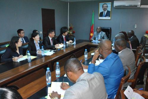 Le gouvernement camerounais veut encadrer les activités des mineurs chinois dans le pays