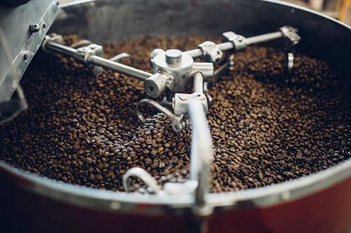 Café : la transformation locale en hausse de 20% au cours de la saison 2020-2021, malgré une production morose