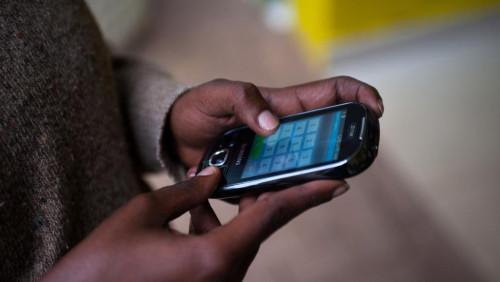 Le taux de pénétration de la téléphonie mobile au Cameroun est passé d’environ 12% en 2005 à près de 83% en 2016