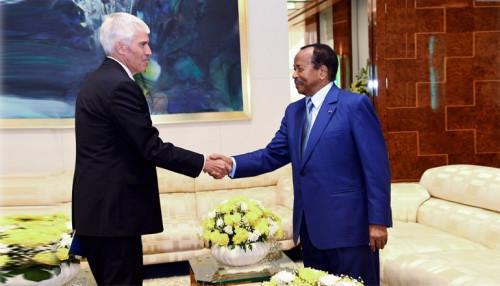 L'ambassadeur américain Peter H. Barlerin présente au Cameroun les avantages d'accueillir les entreprises des USA