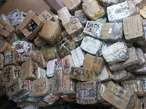 Près de 350 cartons contenant de fausses bouteilles de bière de la marque Guinness saisis au Cameroun