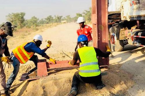 Corridor Douala-Ndjamena : le Cameroun lance l’installation des portiques pour lutter contre les surcharges