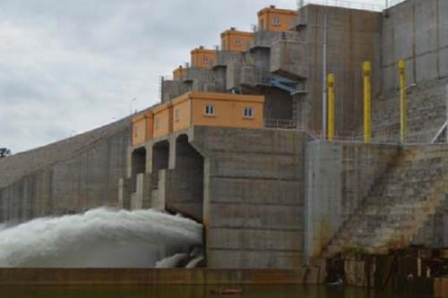 Dès début 2022, la 1ère turbine de l’usine du barrage de Lom Pangar injectera 7,5 MW dans le réseau électrique