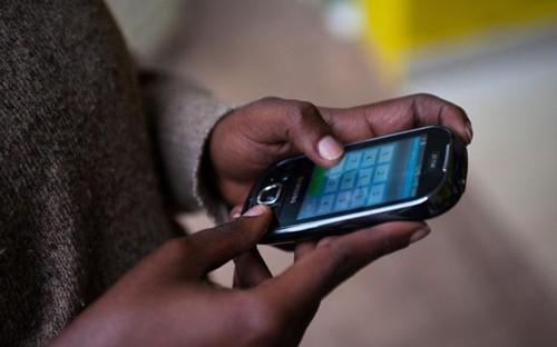Des lenteurs administratives bloquent l’entrée en vigueur de la portabilité des numéros mobiles au Cameroun
