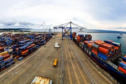 Désenclavement du port de Kribi : un prêt de 75 milliards de FCFA pour les routes Edéa-Kribi et Lolabé et Campo