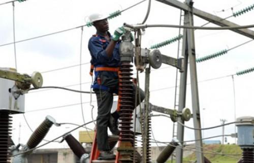 L’électricien Eneo planifie d’installer 6 000 poteaux en béton et métalliques en 2018 sur le territoire camerounais  