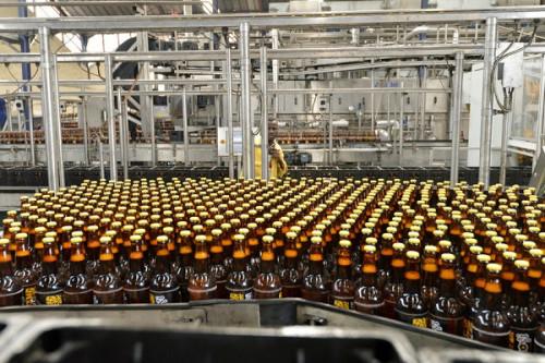 Bières : une hausse des prix de 50 FCFA sollicitée pour compenser les surcoûts d’importation des sociétés brassicoles