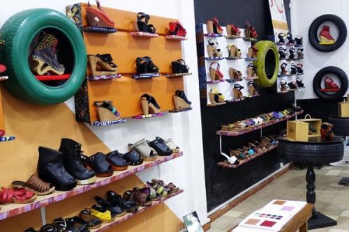 Le Britannique Omes, fabricant de chaussures, ouvre une boutique au Cameroun et offre une vitrine aux marques locales