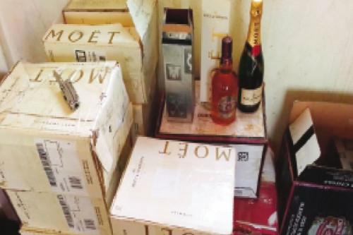 Saisie de 145 cartons de vins et whiskies de contrebande dans la région du Sud du Cameroun