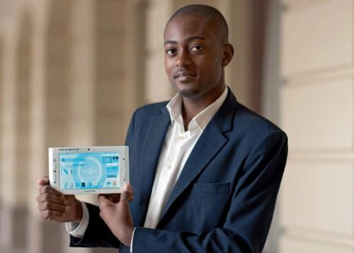 L’ingénieur camerounais Arthur Zang expose son Cardiopad au Forum sanitaire de Genève