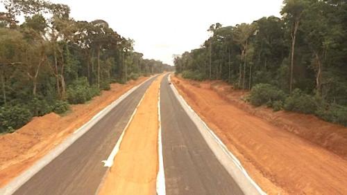 Le gouvernement camerounais exige la livraison de la section rase campagne de l’autoroute Yaoundé-Nsimalen dans 4 prochains mois