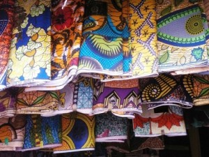 Une foire du textile camerounais s’ouvre ce 10  décembre 2013 à Yaoundé