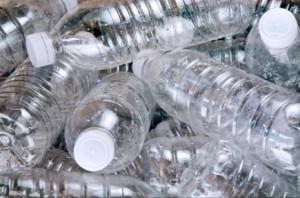 Une entreprise italienne veut transformer les déchets plastiques au Cameroun